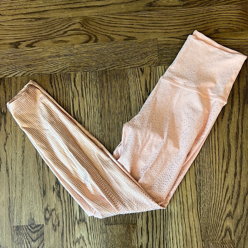 Beyond yoga legging with shine detail